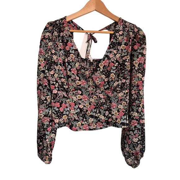 Lush Smocked Back Cropped Size Small  Blouse Floral Print Tie Back NWT - Picture 1 of 11